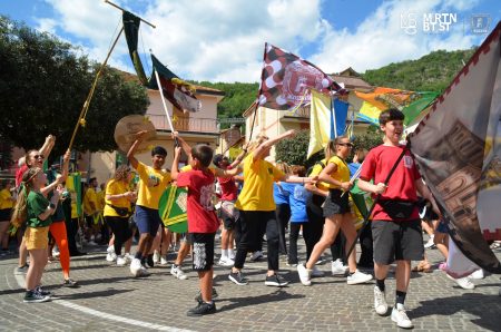 Il Gonfalone delle Contrade a Roviano