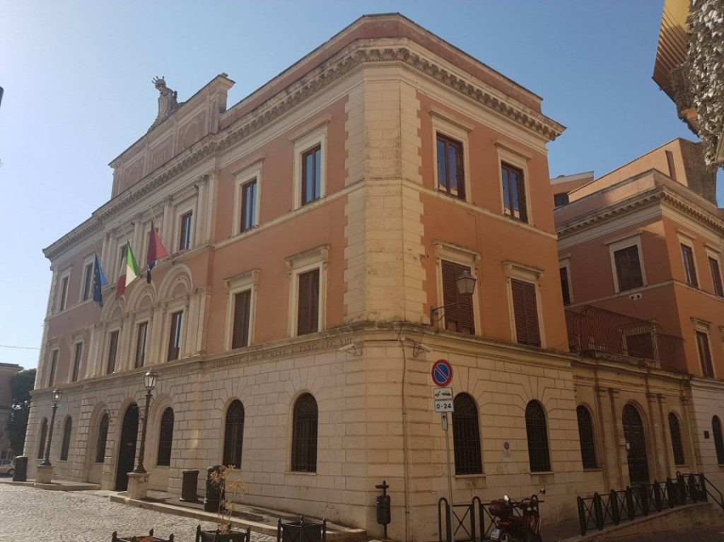 Tivoli: ex Palazzo INPS, via libera all’acquisto. Il PD attacca: “Mutuo fino al 2055”